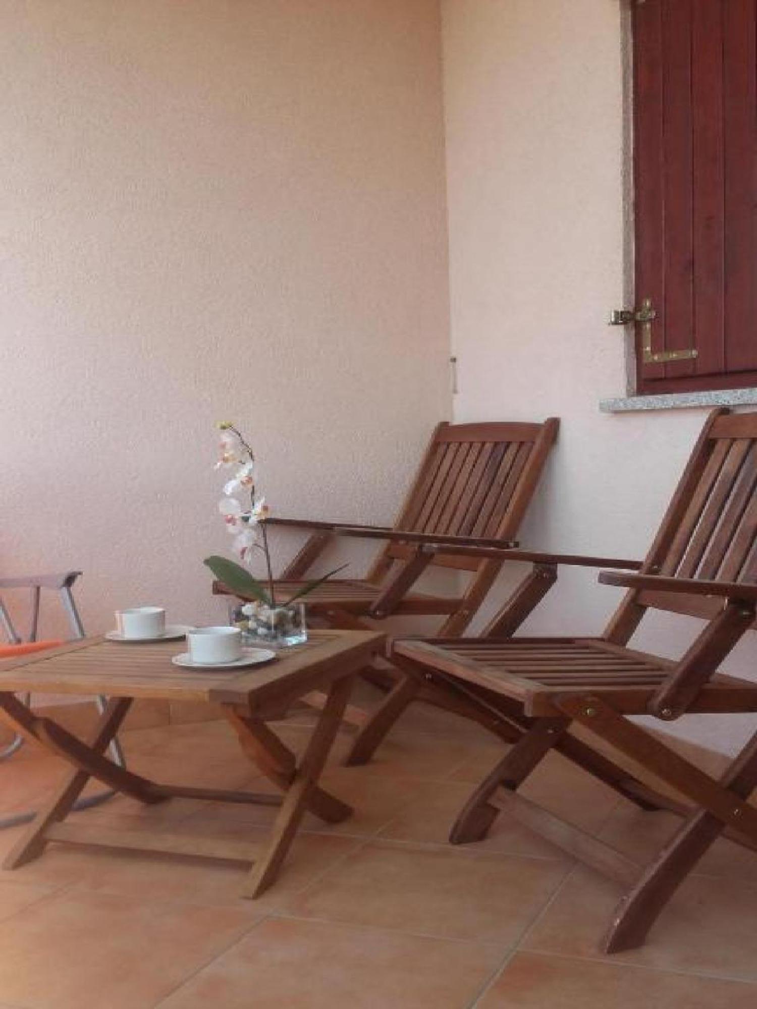 Apartments Smilje I Maslina Горни-Карин Номер фото