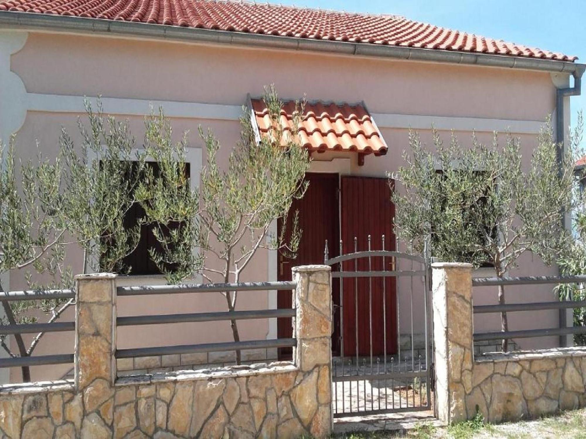Apartments Smilje I Maslina Горни-Карин Номер фото